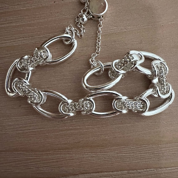 Bomb party Elegant Silver plated COMPASS Bracelet stack - Picture 4 of 8